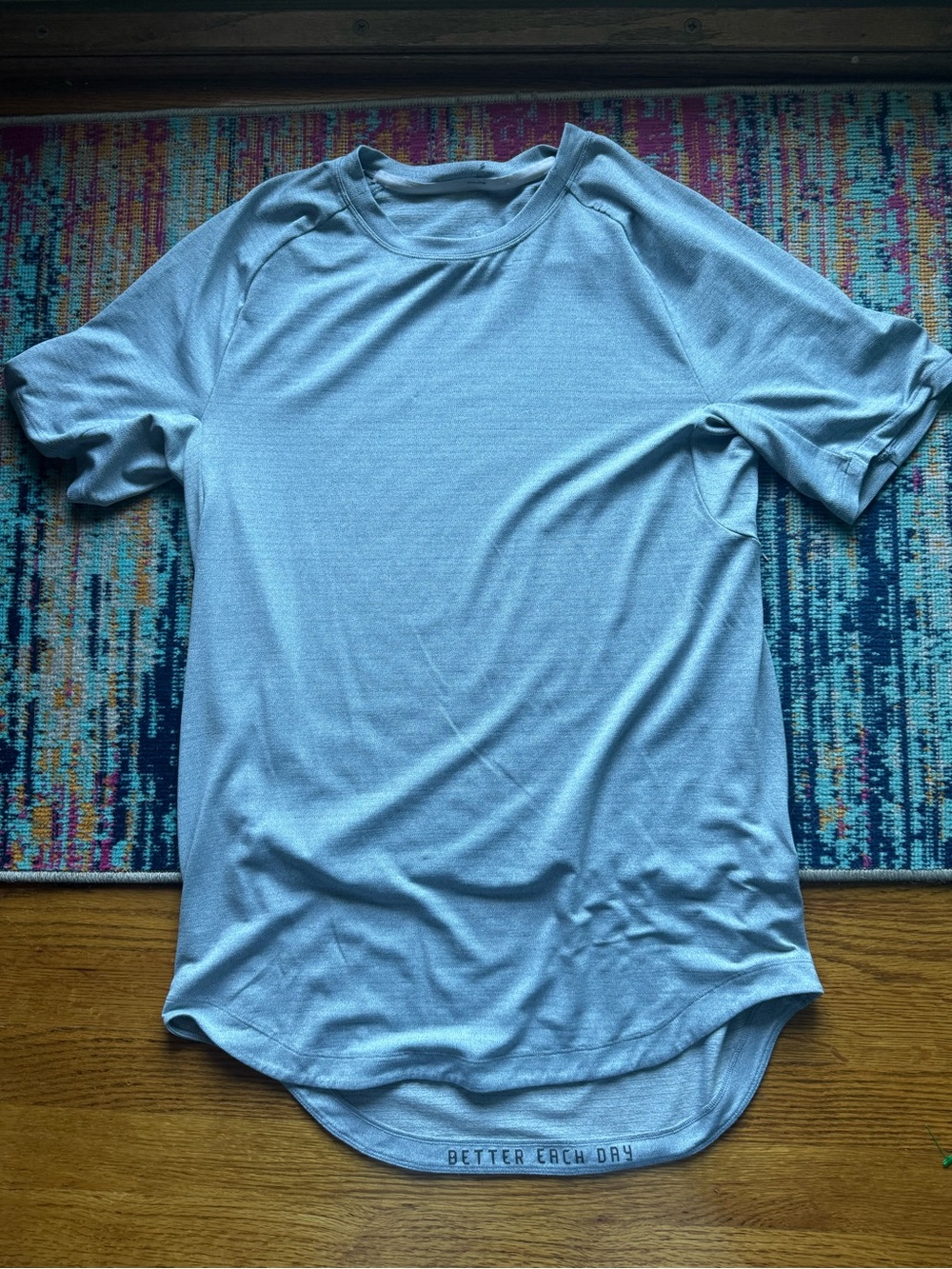 Lululemon tee shirt
